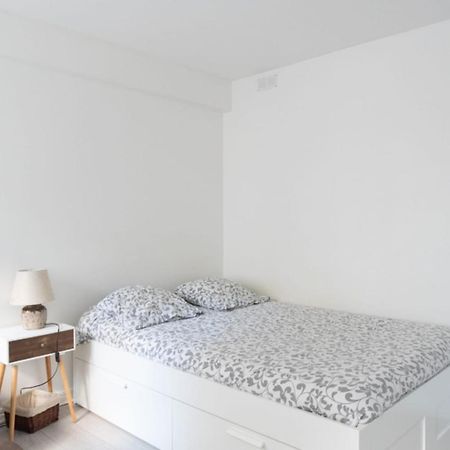 Spacious Studio In The Center Of Montmartre Paris Exterior photo