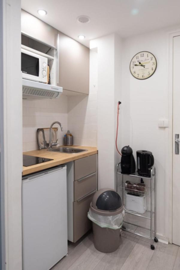 Spacious Studio In The Center Of Montmartre Paris Exterior photo